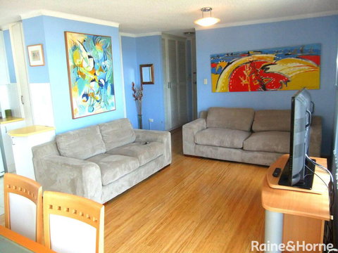 Seaview #2 - 2/171 Avoca Drive - Local Tourism 3