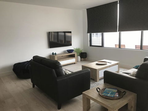 Secret At Shellharbour Village - Water View - Local Tourism 2