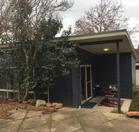 Self-contained Private 2 Bedroom Apartment - Australia Shopping