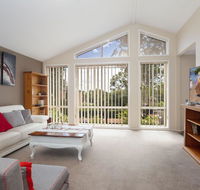 Serenity' 7 Mulloway Place - Peaceful house with air con Netflix  WIFI - Local Tourism
