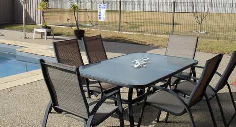 Settlement Motor Inn - Accommodation Australia 3