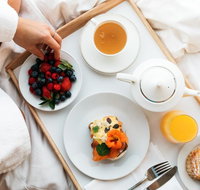 Shangri-La Hotel Sydney - Bed n Breakfasts