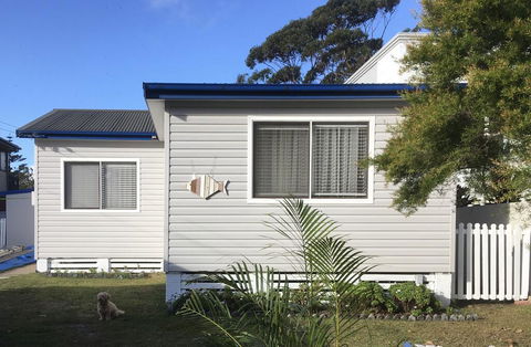 Shellharbour Beach Cottage - Walk Onto Patrolled Beach With Flags In Summer - Local Tourism 2
