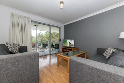 Shoal Bay Beach Club, 17/2 Shoal Bay Road - Accommodation Australia 0