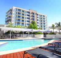 Signature Waterfront Apartments - Accommodation Australia