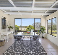 Silky Oak Cottage - cosy with country views - Accommodation Australia