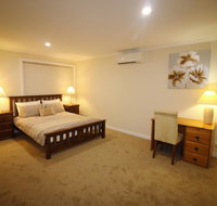 Silver House - Melbourne Airport Accommodation - Australia Shopping