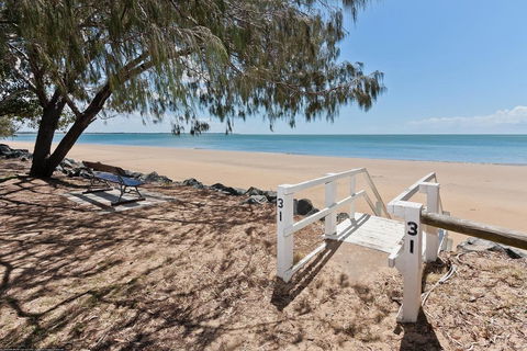Silver Sands Apartments - Local Tourism 3