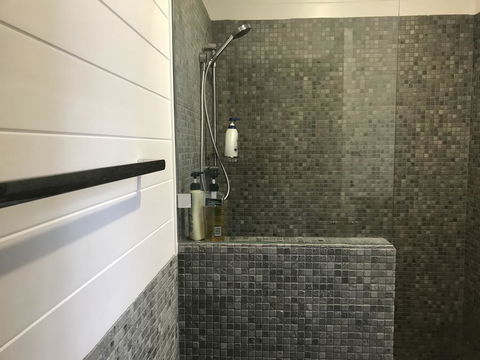 Silvermere Guesthouse - Local Tourism 3