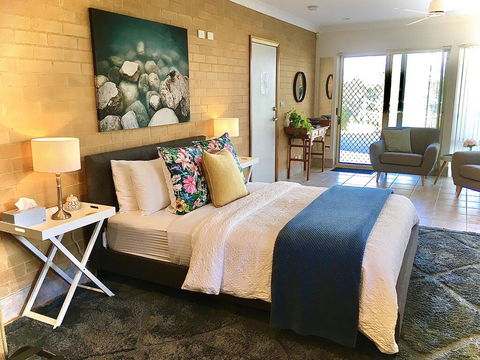 SilverWaters Waterfront Accommodation - Accommodation Australia 0