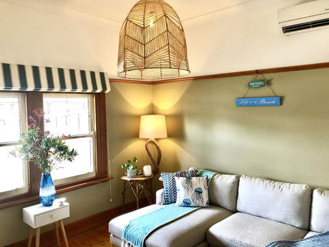 Sinnamon's By The Sea - Accommodation Australia 1