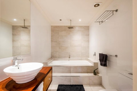 Sky Quay 6 - Accommodation Australia 1