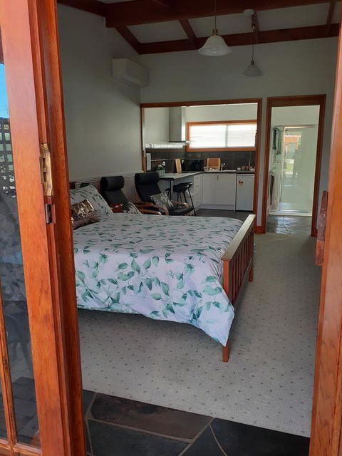 Sleepy Hollow Hideout (Hidout 2) - Accommodation Australia 3