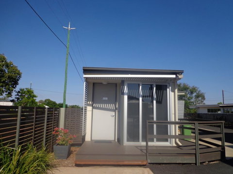Smart Stayzzz Inns - Bed n Breakfasts 2