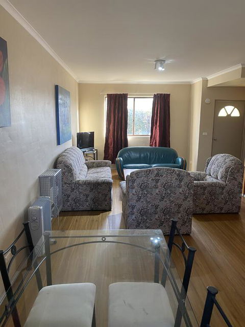 Snowgate Motel + Apartments - Australia Shopping 1