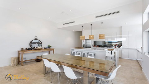 Soldiers Point Style And Sophistication - Local Tourism 2