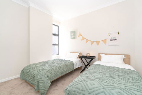 SP246-Brandnew Modern Apt In Penrith With Parking - Accommodation Australia 2
