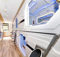 Space Q Capsule Hotel - Accommodation Australia