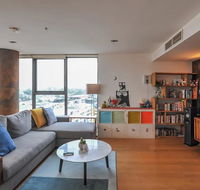 Spacious 2 Bedroom Flat In Wolli Creek - Accommodation Australia