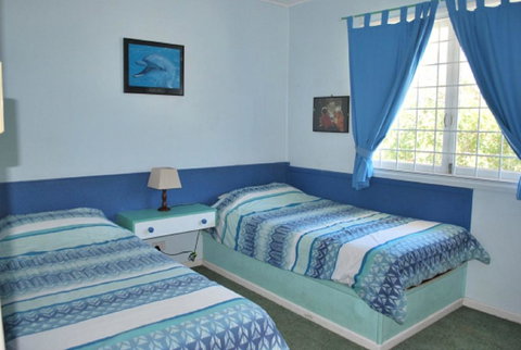 SPARKLING WATERS, UNIT 1 - Accommodation Australia 3