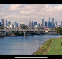 Spectacular river views in fabulous footscray. - Accommodation Australia