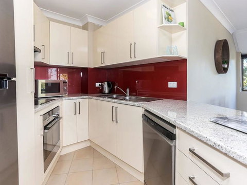 Spectacular Views & Walking Distance To The Beach! - Local Tourism 2