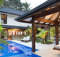 Spice At Oak Award Winning Luxury Absolute Oceanfront House Oak Beach Near Port Douglas - Accommodation Australia