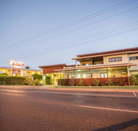 Spinifex Motel and Serviced Apartments - Australia Shopping