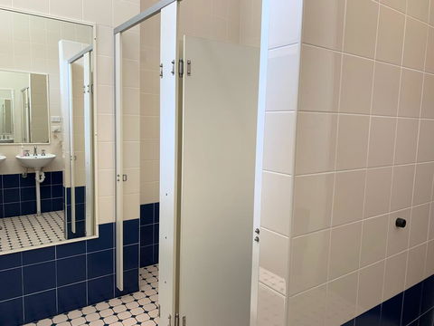 St Andrew's College - Accommodation Australia 3