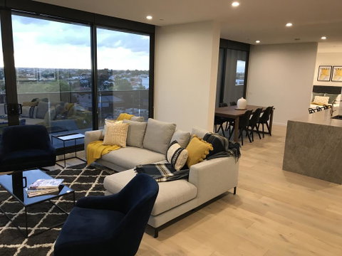 StayCentral Essendon Escape Sub-penthouse - Bed n Breakfasts 3