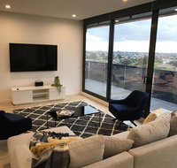 StayCentral Essendon Escape Sub-penthouse - Bed n Breakfasts