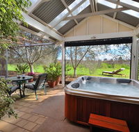 Stephanette's Cottage - Accommodation Australia