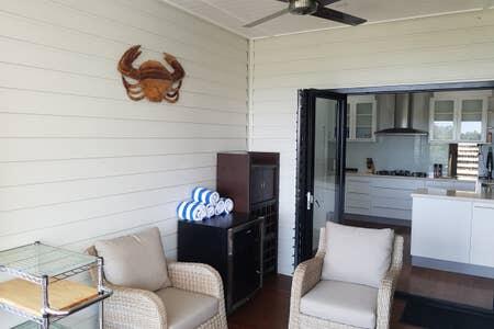 Stonehaven With Private Pool - Accommodation Australia 1