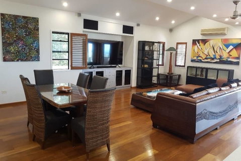Stonehaven With Private Pool - Accommodation Australia 0