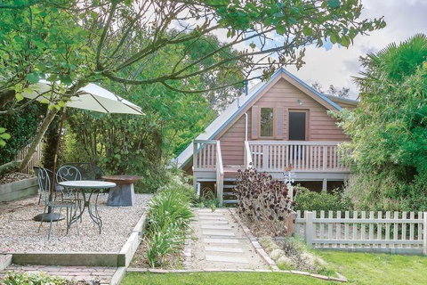 Stonehenge Retreat - Accommodation Australia 2