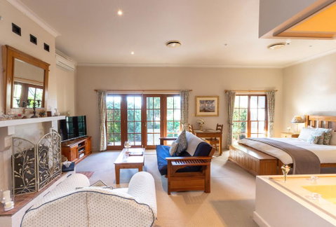 Strathearn Park Lodge - Bed n Breakfasts 0