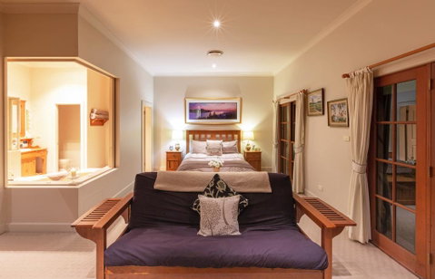 Strathearn Park Lodge - Bed n Breakfasts 1