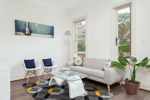 STUNNING SYDNEY HOME 11 - Bed n Breakfasts 2