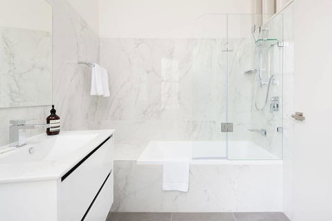 STUNNING SYDNEY HOME 8 - Accommodation Australia 2
