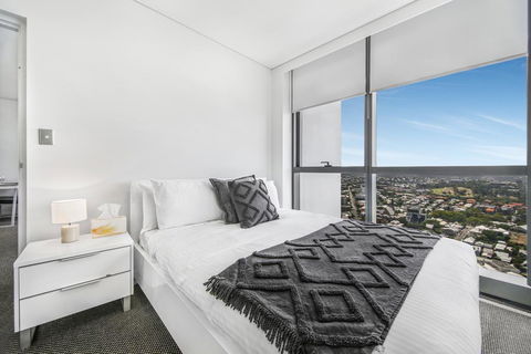 Stunning Views On The 41st Floor - Accommodation Australia 1