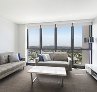 Stunning Views on the 41st Floor - Accommodation Australia