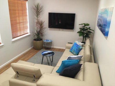 Stylish North Perth On Cafe Strip - Accommodation Australia 0