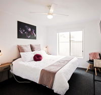 Sunny Shackell - Echuca Moama Holiday Accommodation - Local Tourism