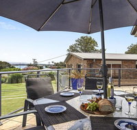 SunRay on Orama - spacious with great views - Accommodation Australia