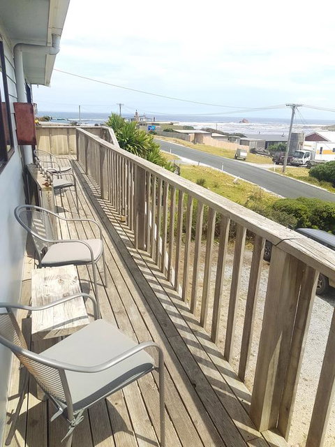 Sunset Holiday Villas - Accommodation Australia 3