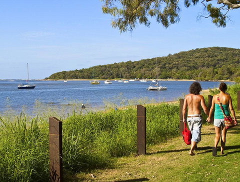 Sunset Villa - Australia Shopping 3