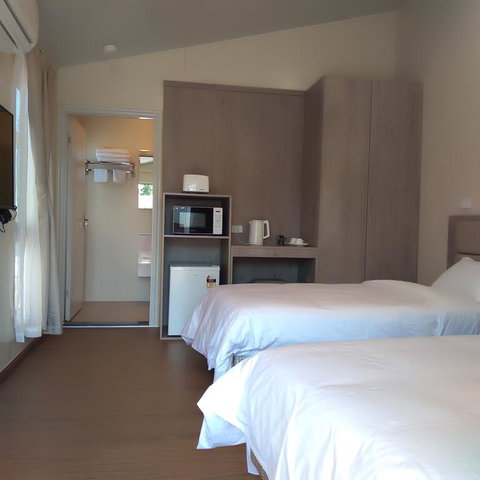 Sunshine Gardens Bourke Resort - Local Tourism 3