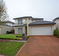 Superb Luxe 5BR housePoint Cook near lake - Local Tourism