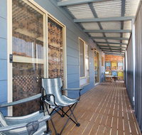 Surf and Sunsets Beach Holiday Home Mandurah - Accommodation Australia