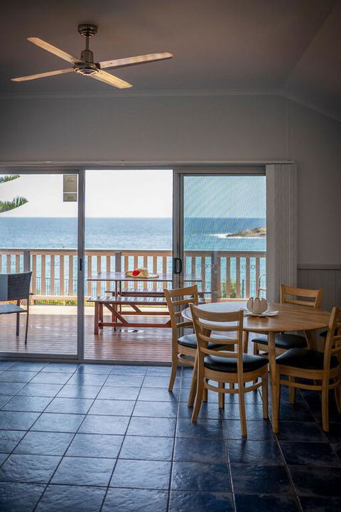 Surf Beach Holiday Park - Accommodation Australia 3